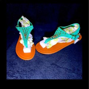 Mint sandals